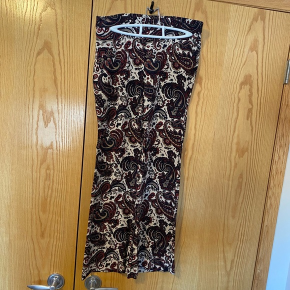 2/$30 ⚡️- PANTS | women’s paisley pattern pants size small - Picture 4 of 4